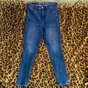 American Eagle 360° Ne(x)t level stretch Super Hi-Rise Jegging- Blue- 4 Regular